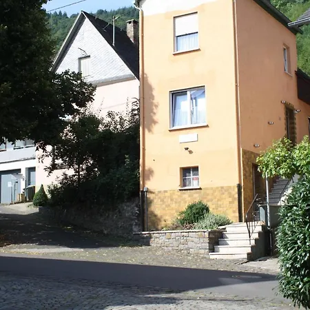 Holiday home Komfort Fewo70 Bremm