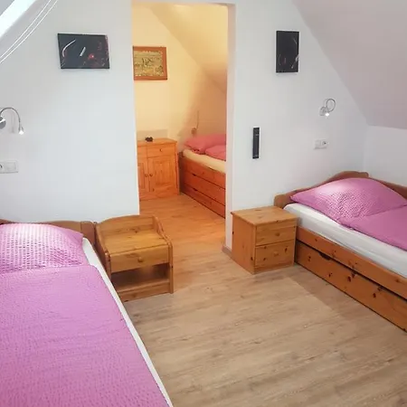 Holiday home Komfort Fewo70 *