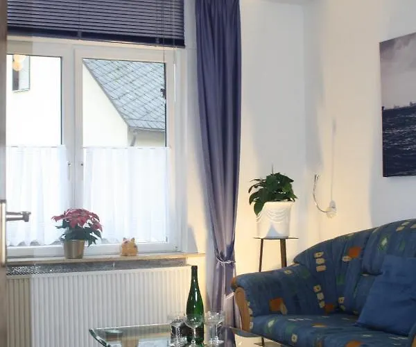 Holiday home Komfort Fewo70 Bremm