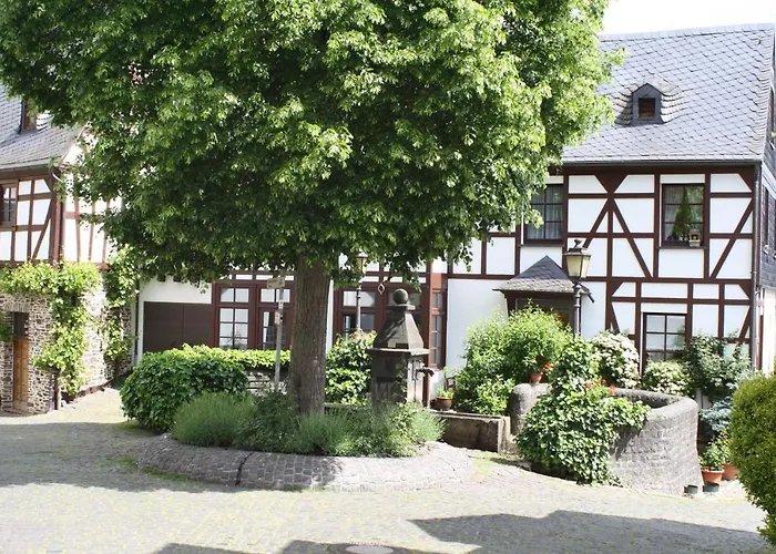 Holiday home Komfort Fewo70 Bremm